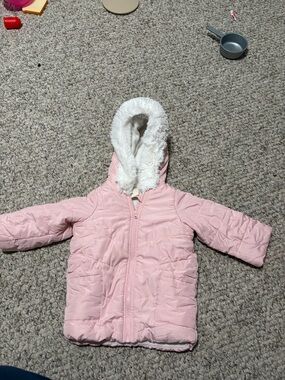 Soft Pink Hooded Puffer Jacket with Faux Fur Trim